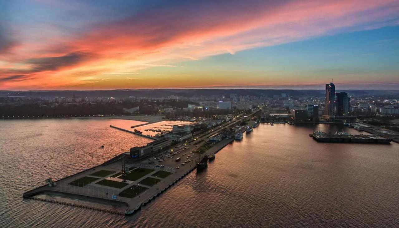 Apartament Przy Plazy W Centrum Gdyni - Prywatny Parking! Gdynia Dış mekan fotoğraf